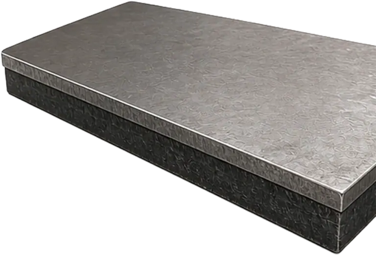Bimetallic CCO plate with chromium carbide overlay