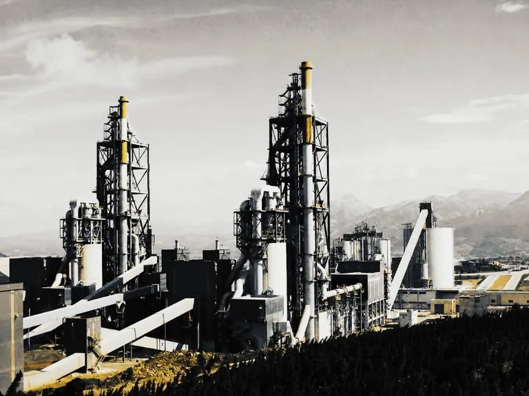 Cement plant kilns and silos
